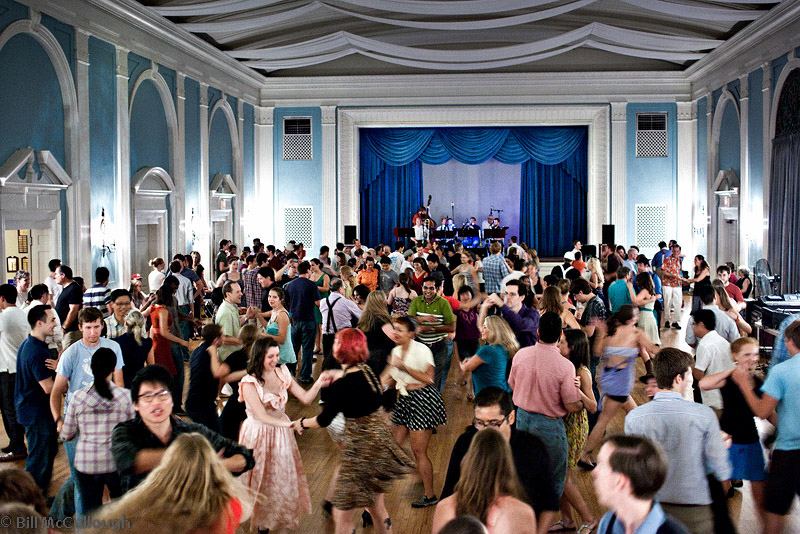 Swing Dancing Every Thursday At Austin Swing Syndicate